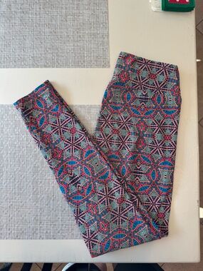 LuLaRoe Patterned Leggings